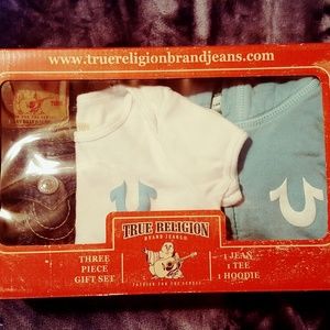 TRUE RELIGION 6-12 MONTHS 3 PIECE SET